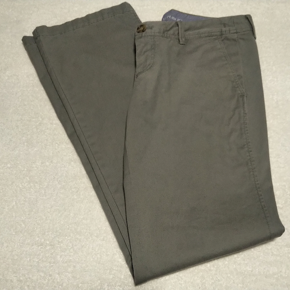 Banana Republic Gray Chino Pants - Size 6